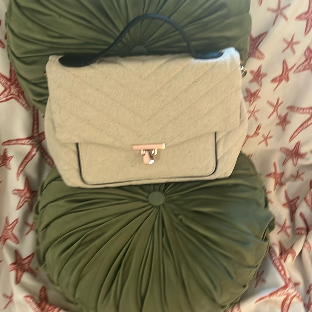 Elegant Cream Handbag